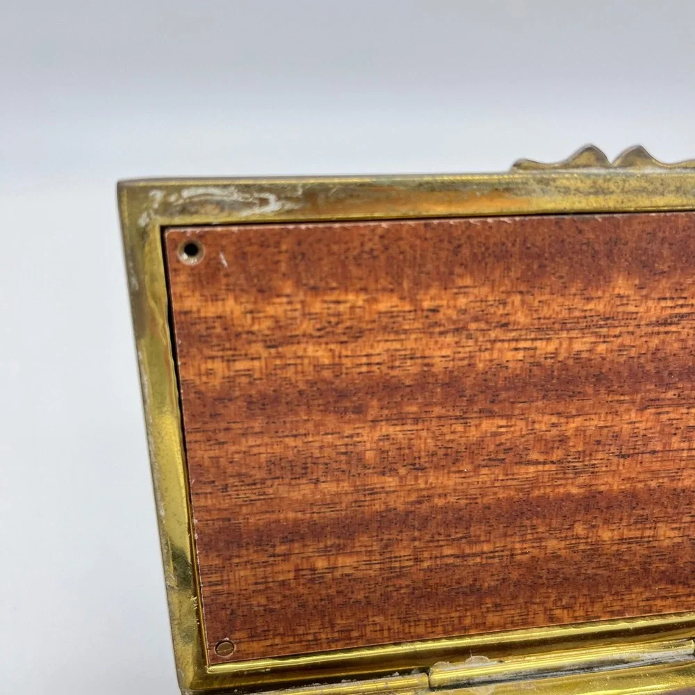 Antique Jennings Brothers‎ JB Repousse Ornate Jewelry Trinket Box Classical Lid
